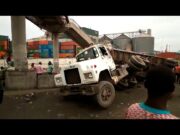 The gridlock in Apapa was compounded as truck conveying a container tipped over at TinCan Port