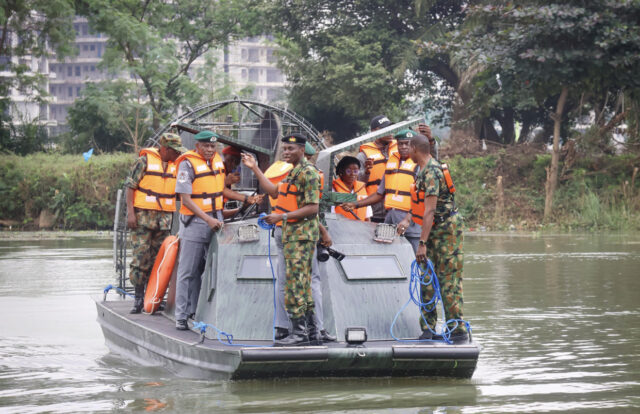 F87F0D34-DCFA-48B2-AB60-92F37B3652BC