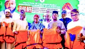 Shortage of Life Jackets in Nigeria’s Waterways: Between NIWA’s Claims and Reality